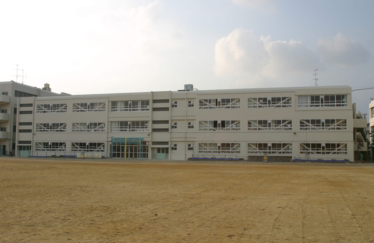 寝屋川市立池田小学校